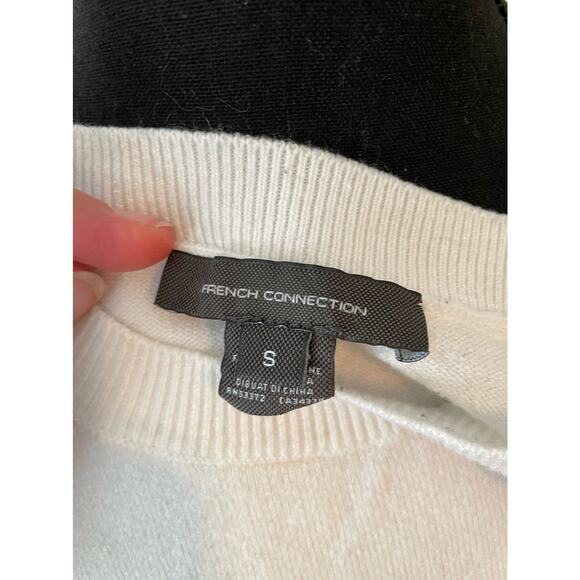 FRENCH CONNECTION White Red Gray Striped Sweater Size Small - Picture 5 of 6